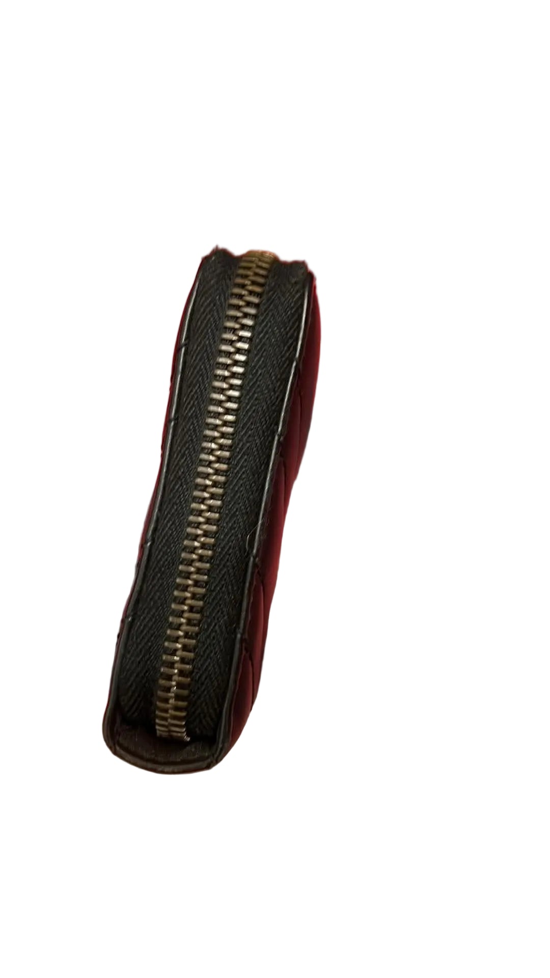 Gucci GG Marmont Matelassé Zip-Around Wallet