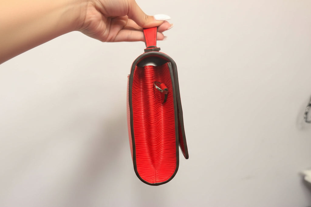 Louis Vuitton Coquelicot Epi Leather Cléry Pochette Bag