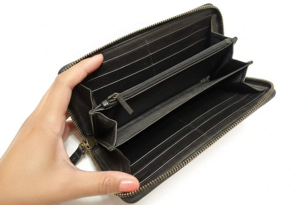Gucci GG Marmont Matelassé Zip-Around Wallet