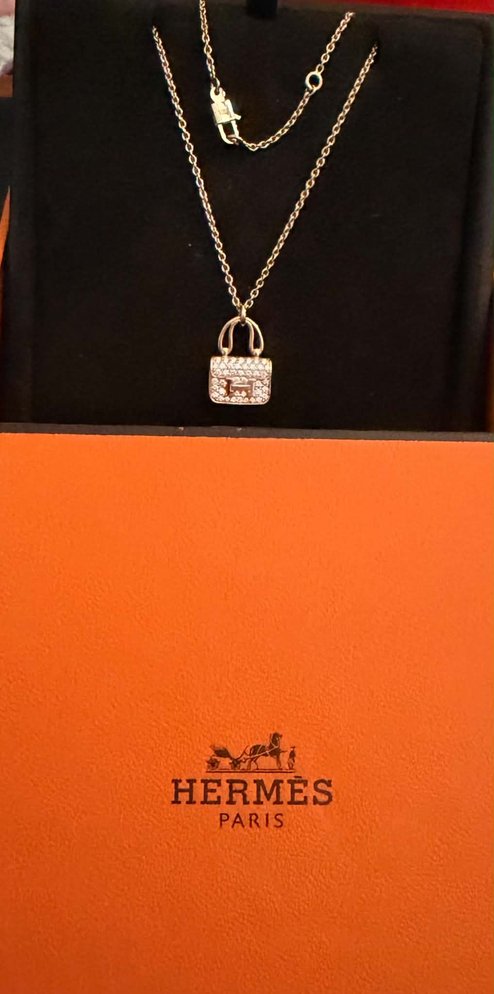 Hermès Amulettes Constance necklace